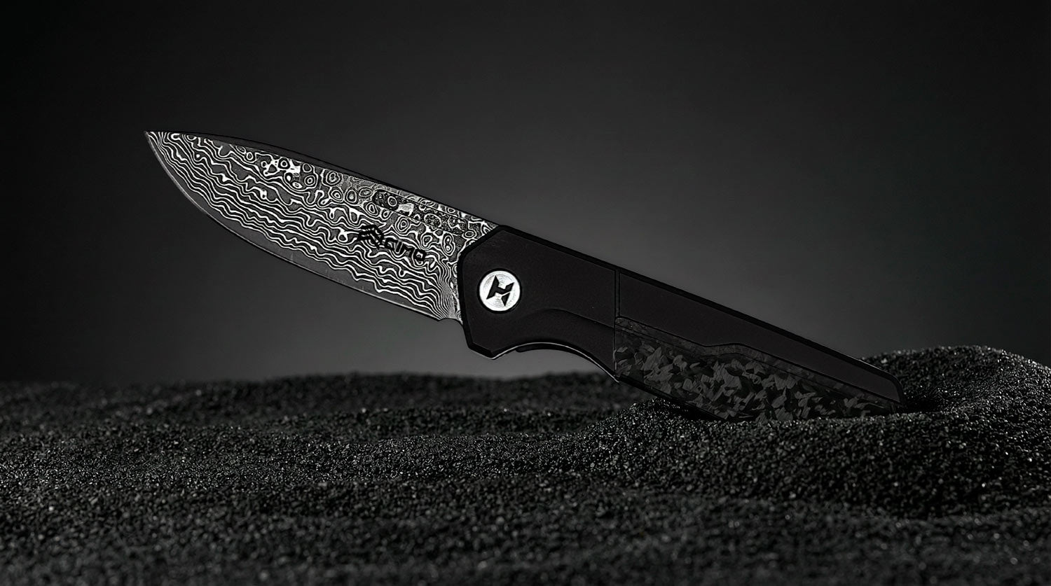 HydroStride Apex — Canivete  79mm Damascus + Titânio + Fibra de Carbono